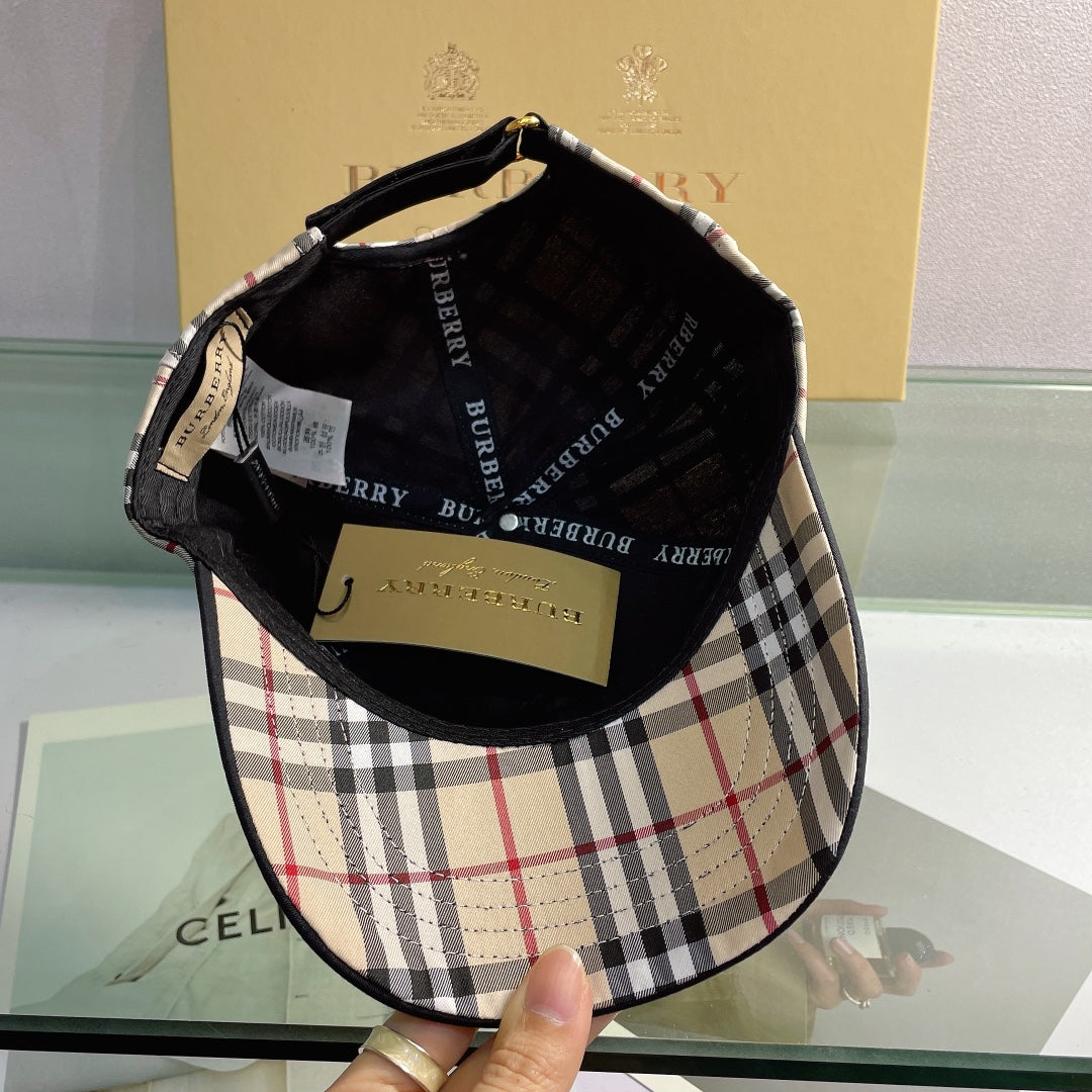 Burberry Baseball Cap Classic Check Embroidered