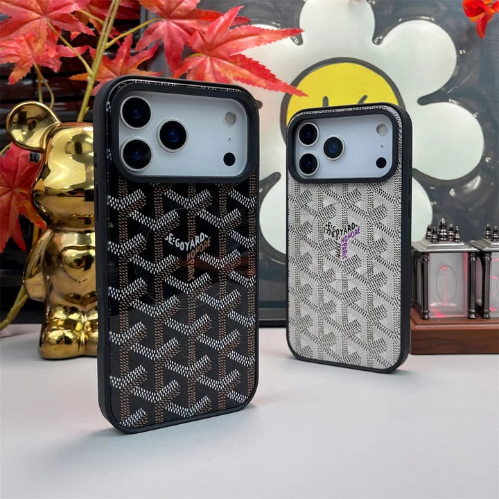 Goyard iPhone 18 Pro Case – Magsafe Luxury Protective Cover Chevron Black