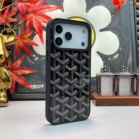 Goyard iPhone 18 Pro Case – Magsafe Luxury Protective Cover Chevron Black