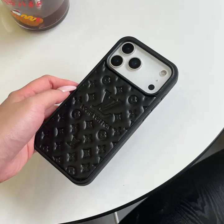 Louis Vuitton iPhone 18 Pro Case – Luxury Monogram Cover - Silver