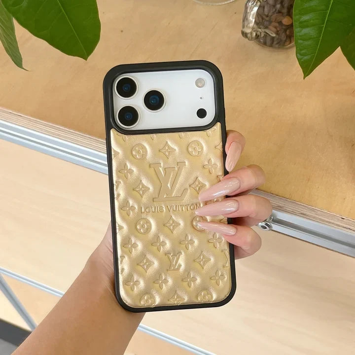 Louis Vuitton iPhone 18 Pro Case – Luxury Monogram Cover - Silver