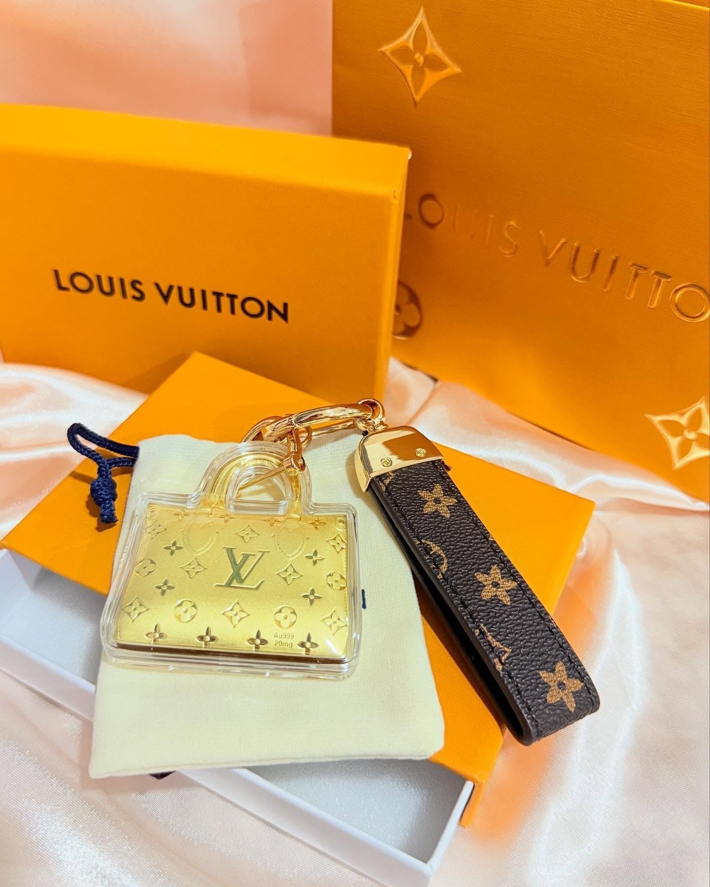 Louis Vuitton Gold Mini Bag Keychain