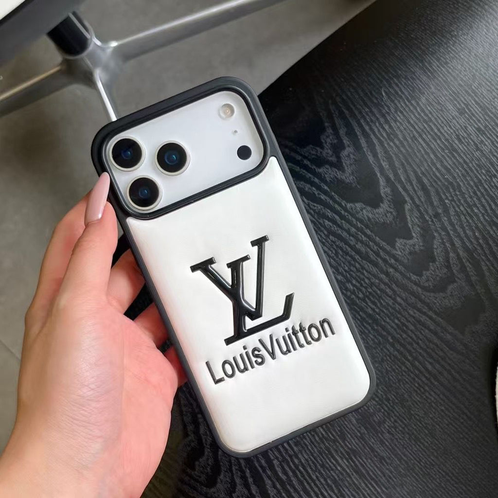 Luxury Louis Vuitton iPhone 18 Pro Case – Ultra-Slim Designer LV Cover For iPhone