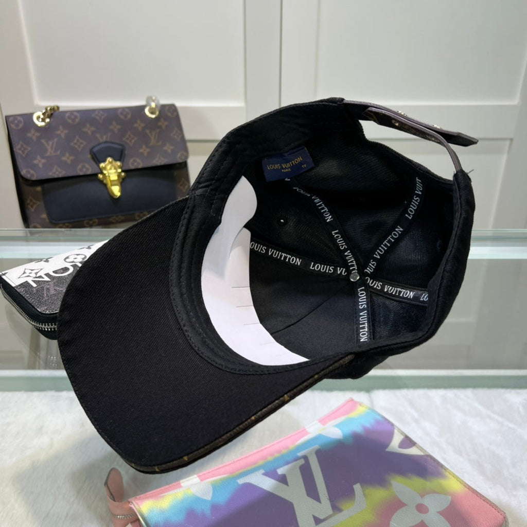 Luxury Louis Vuitton Baseball Cap for Men & Women Metal Logo