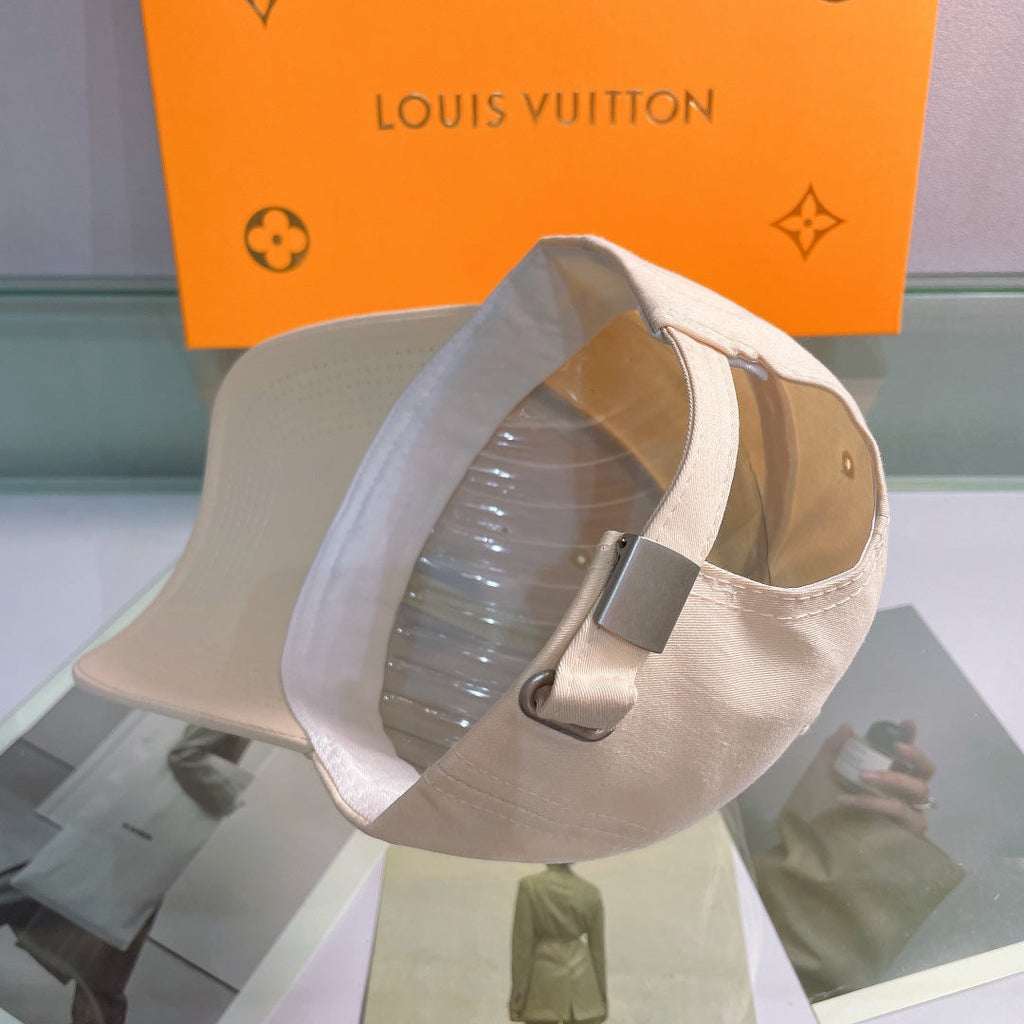 Louis Vuitton Premium Cotton Baseball Cap for Men & Women