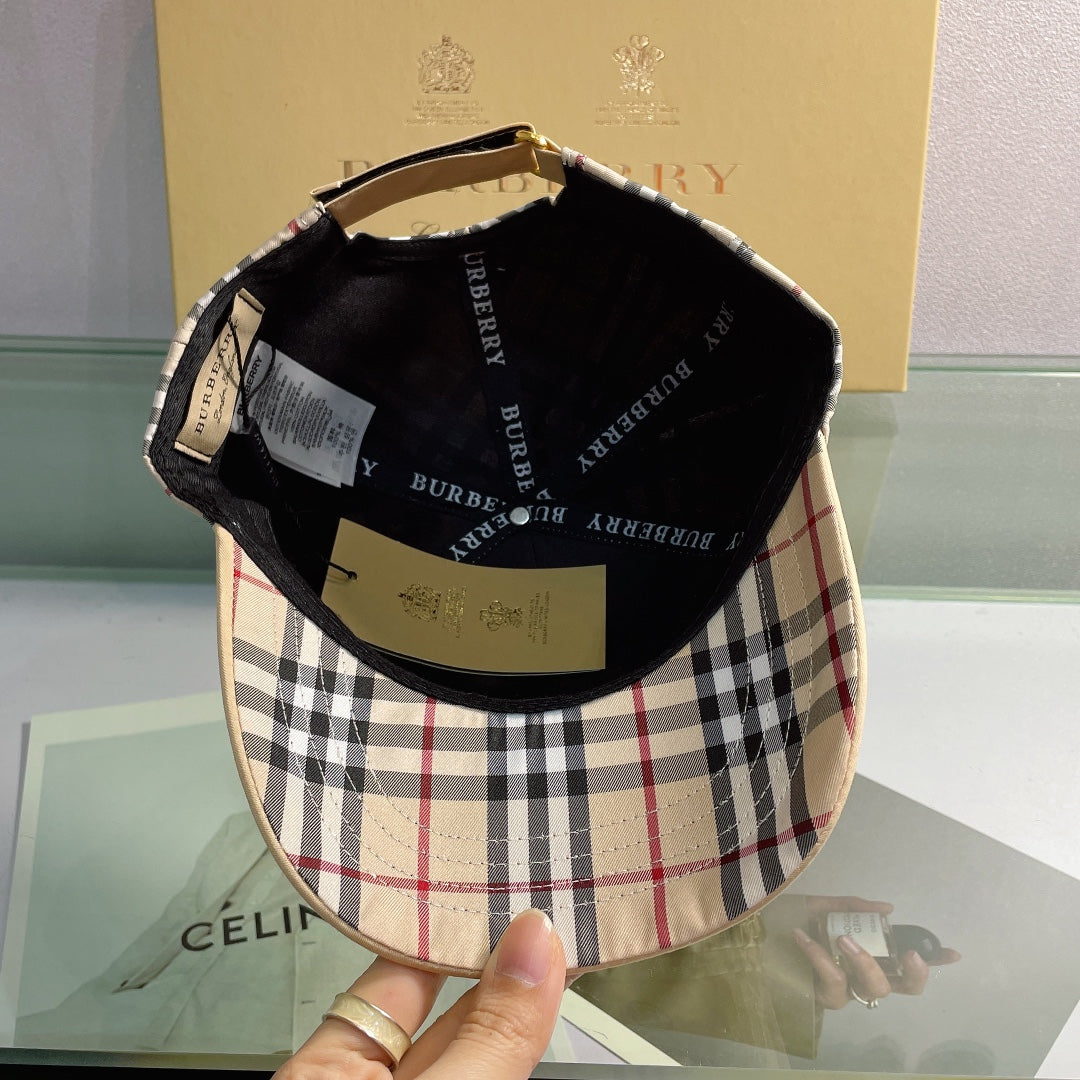 Burberry Baseball Cap Classic Check Embroidered