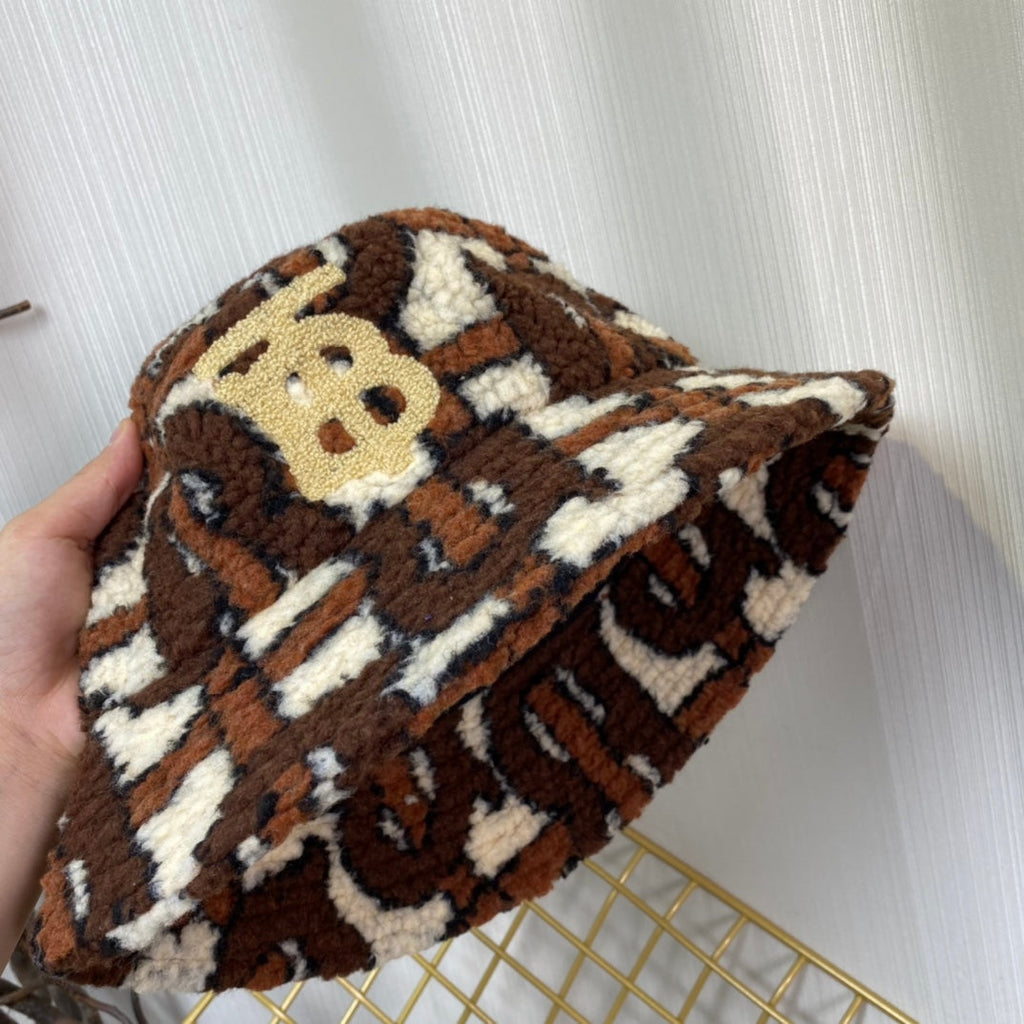 Burberry Check Lamb Wool Bucket Hat | Luxury Designer Winter Hat