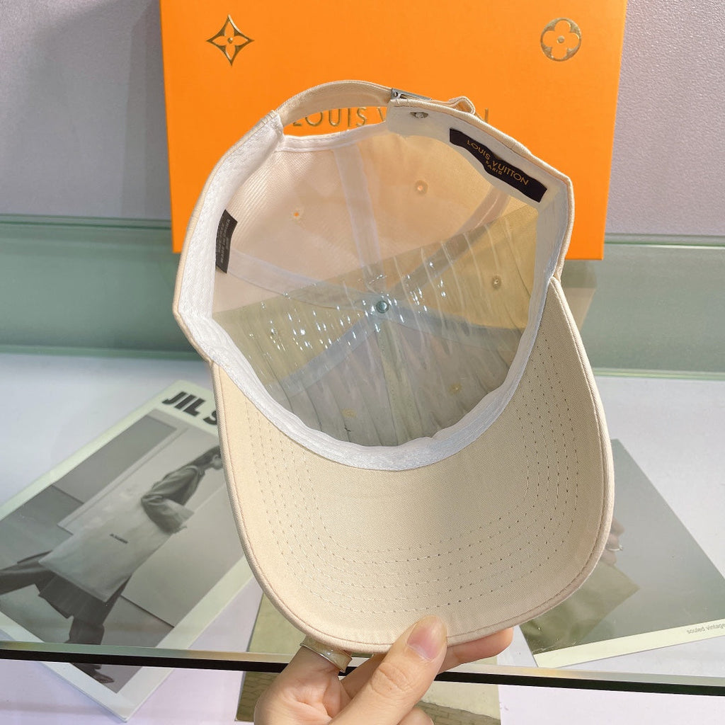 Louis Vuitton Premium Cotton Baseball Cap for Men & Women
