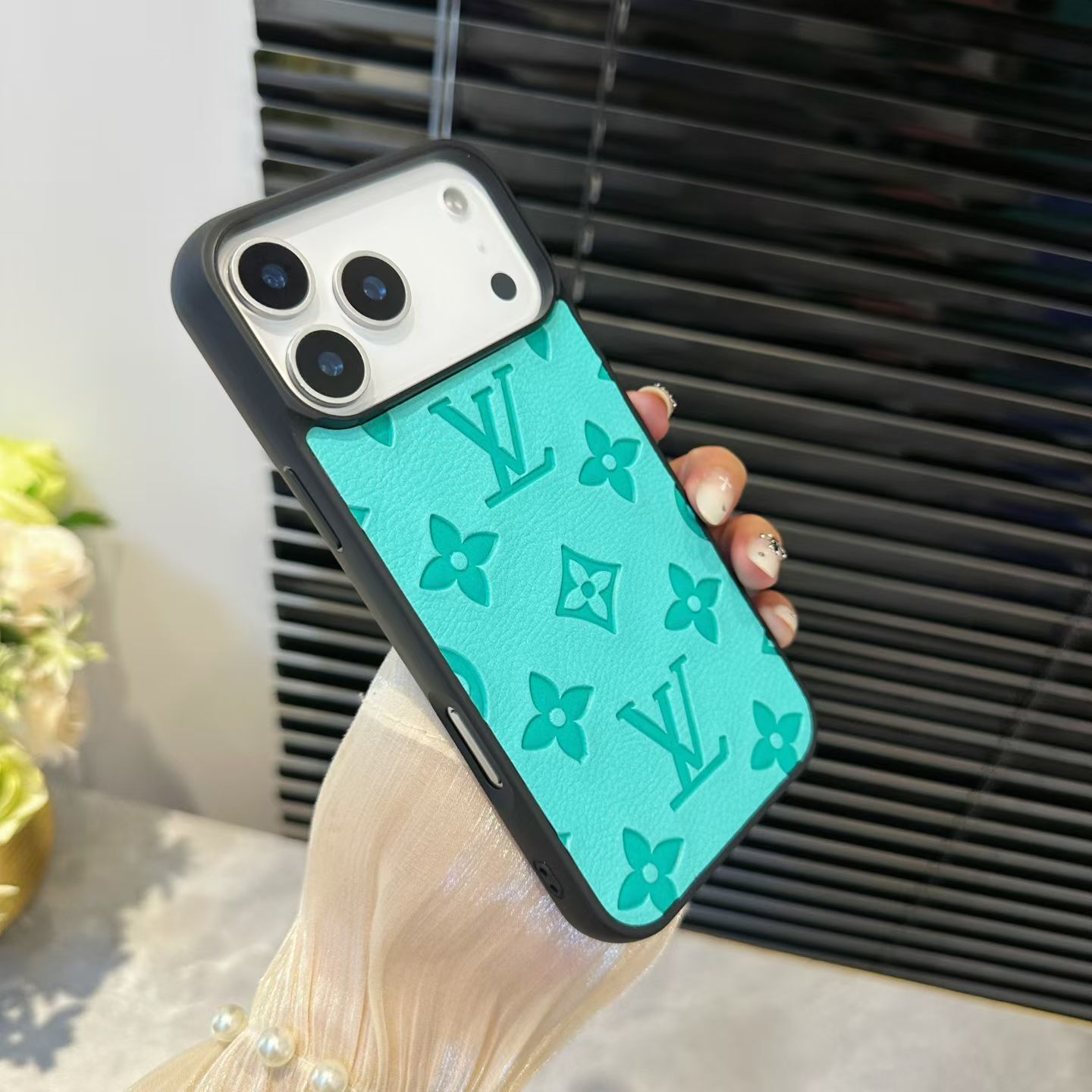 Louis Vuitton iPhone 18 Pro Case – Luxury LV iPhone Case