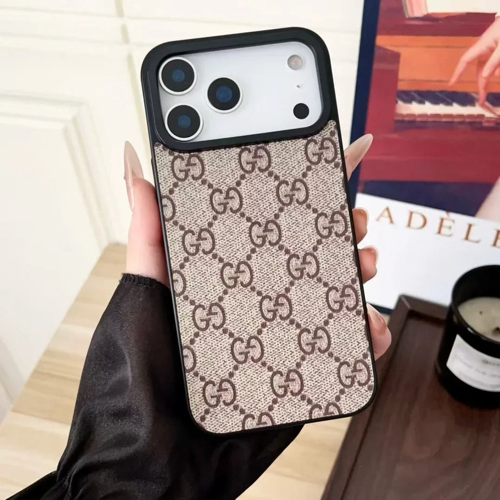 Louis Vuitton iPhone 18 Pro Case – Small Monogram & Damier Leather