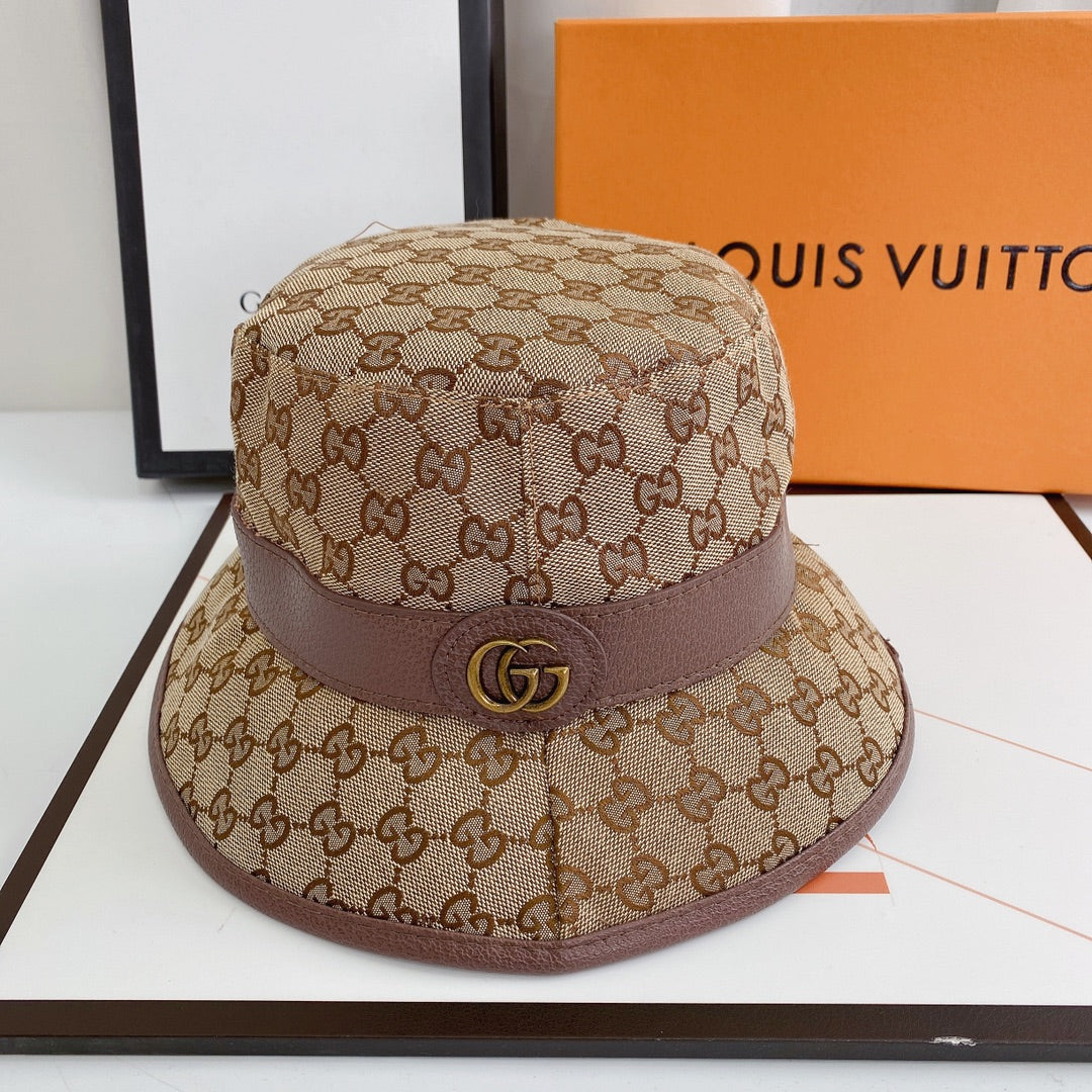 Gucci Bucket Hat GG Belt Buckle