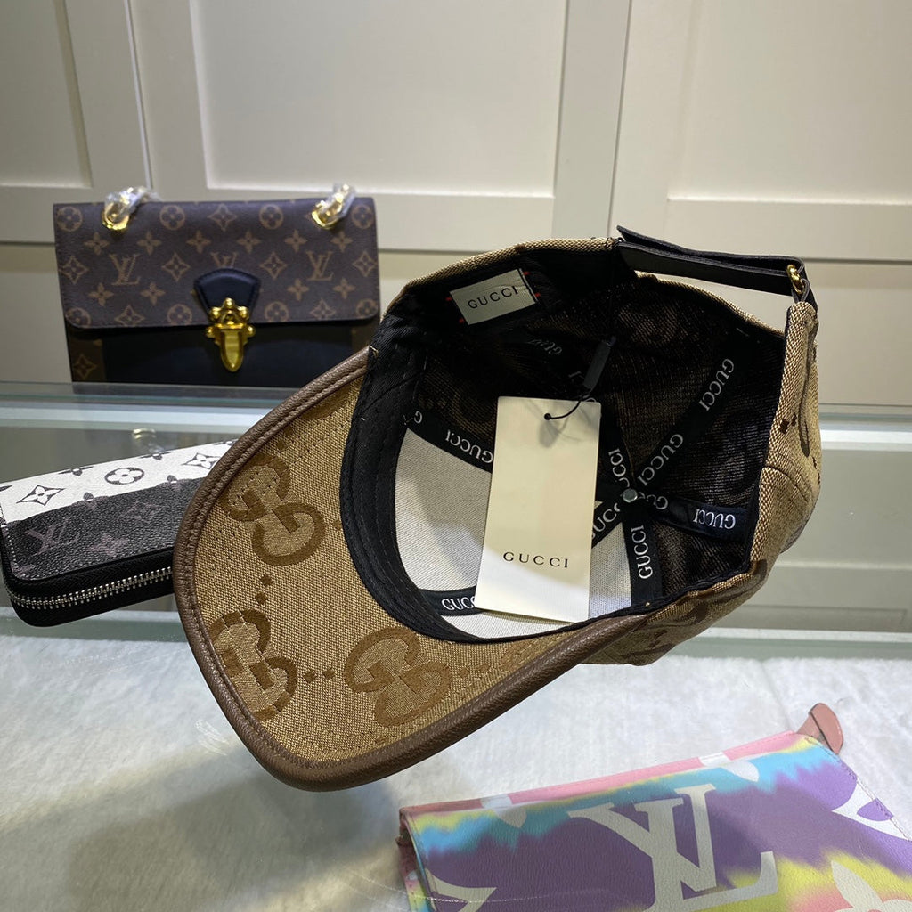 Gucci Jumbo GG Canvas Baseball Hat