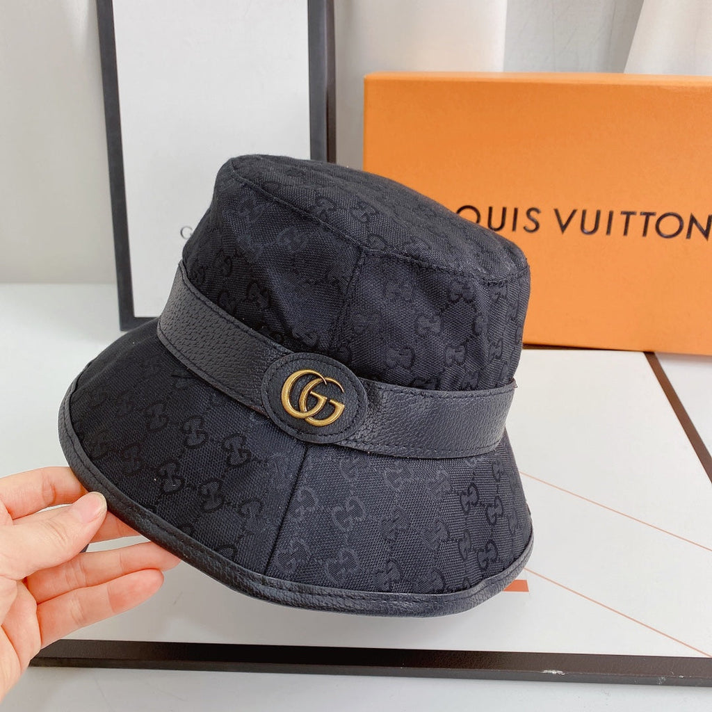 Gucci Bucket Hat GG Belt Buckle