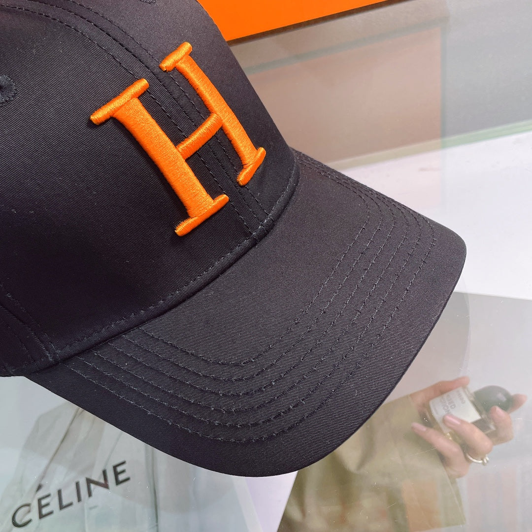 Hermès H Embroidered Cotton Baseball Cap