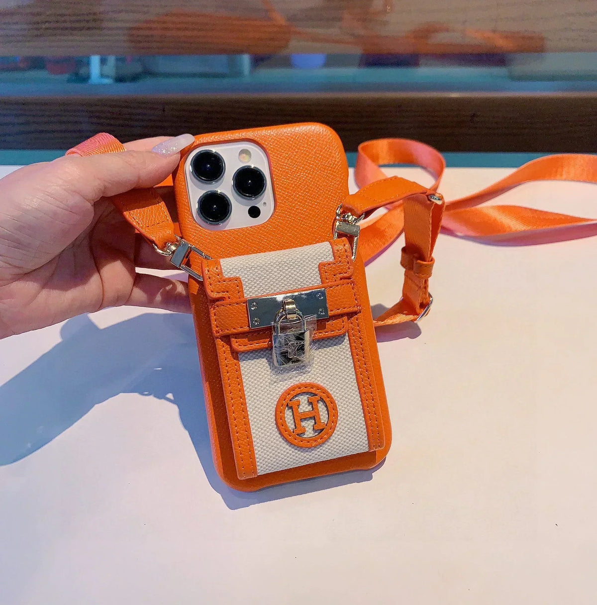 Hermès iPhone 17 Pro Max Case Leather – Luxury Designer Phone Cover