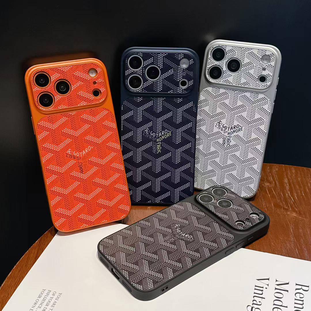 Goyard iPhone 18 Pro Leather Case – Vintage Monogram Luxury Cover Silver