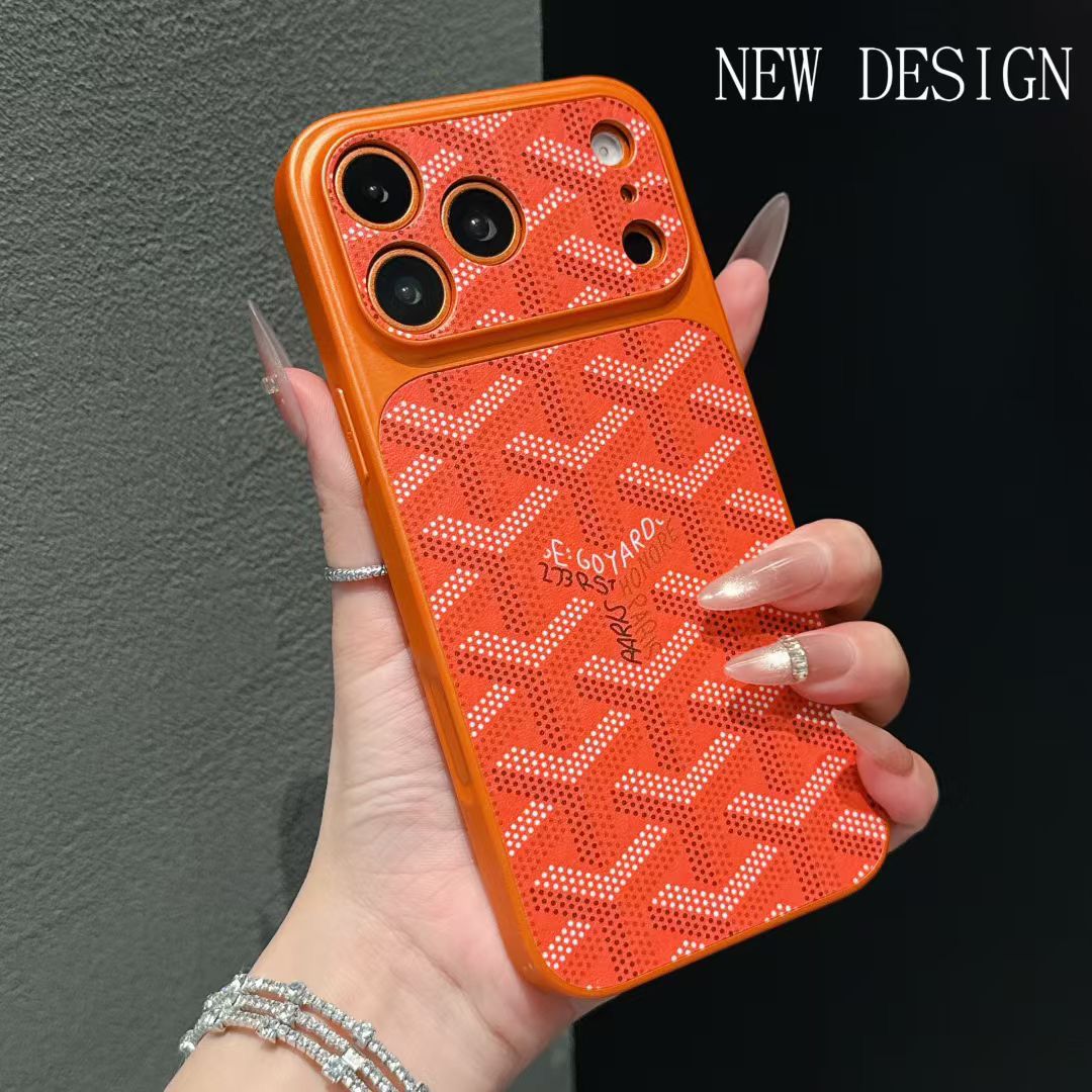 Goyard iPhone 18 Pro Leather Case – Vintage Monogram Luxury Cover Silver