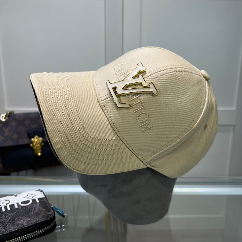 Luxury Louis Vuitton Baseball Cap for Men & Women Metal Logo