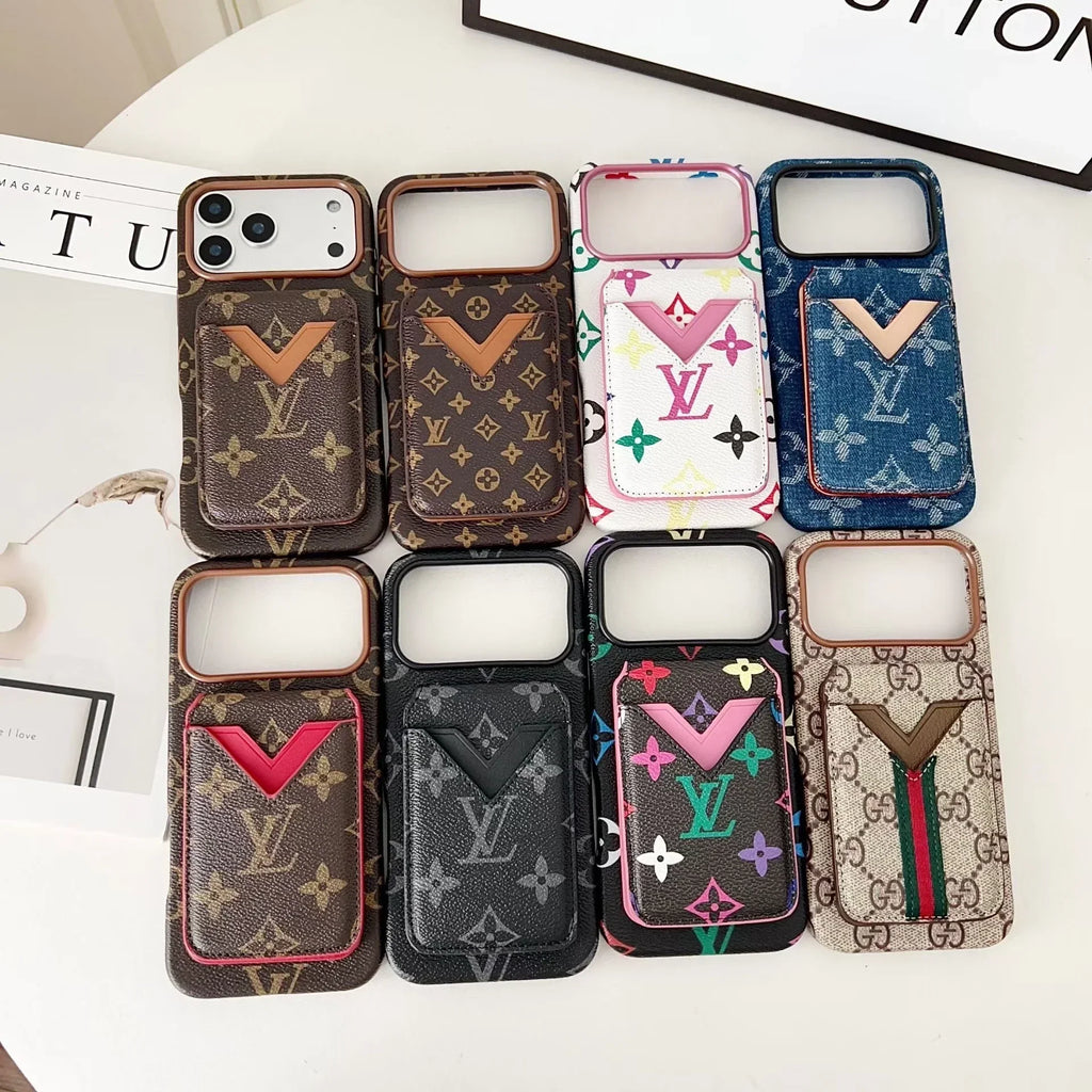 Gucci iPhone 18 Pro Case with Cardholder – Beige GG Monogram Leather