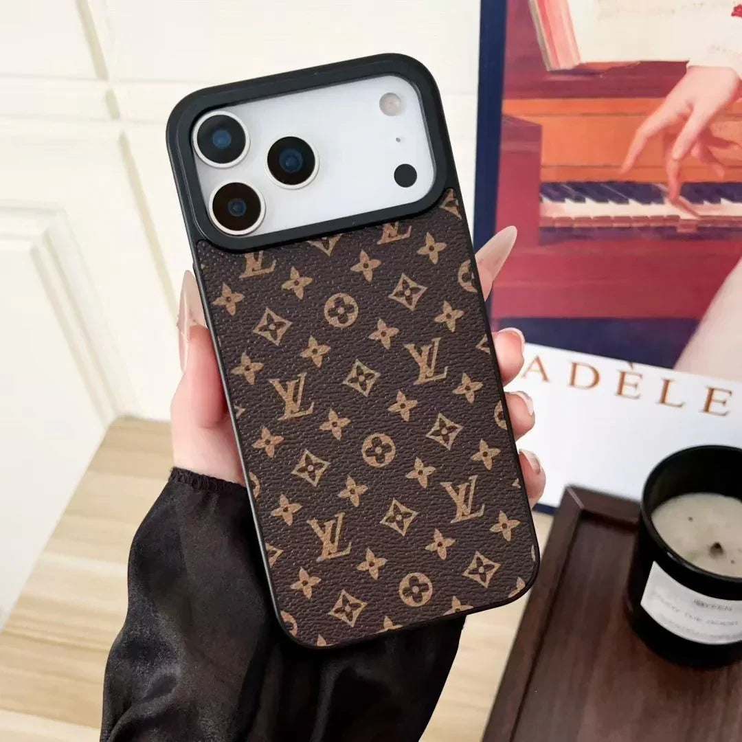Gucci iPhone 18 Pro Case – Small Monogram & Damier Leather