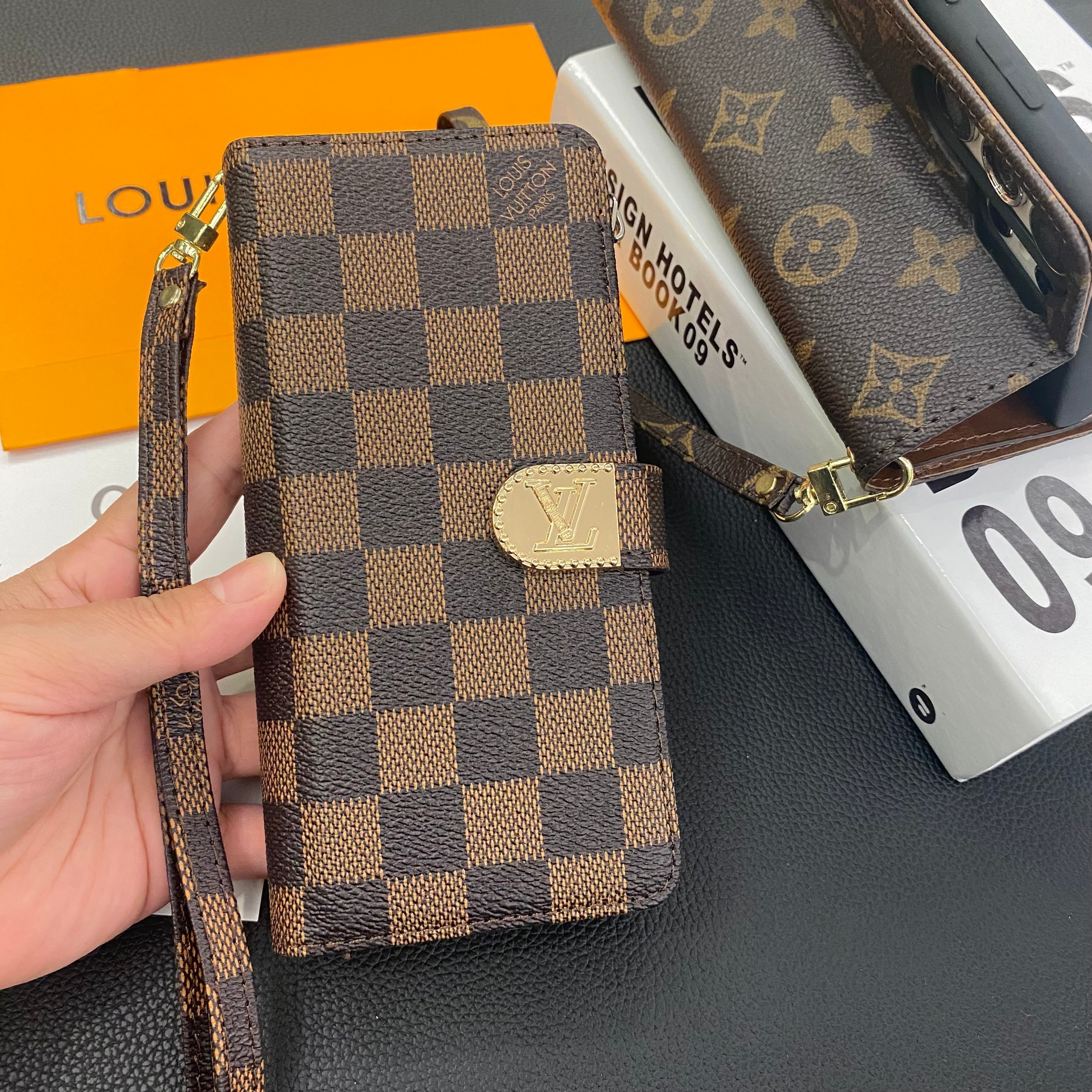 Luxury Louis Vuitton Damier Samsung Galaxy S26 Ultra Case with Card Holder