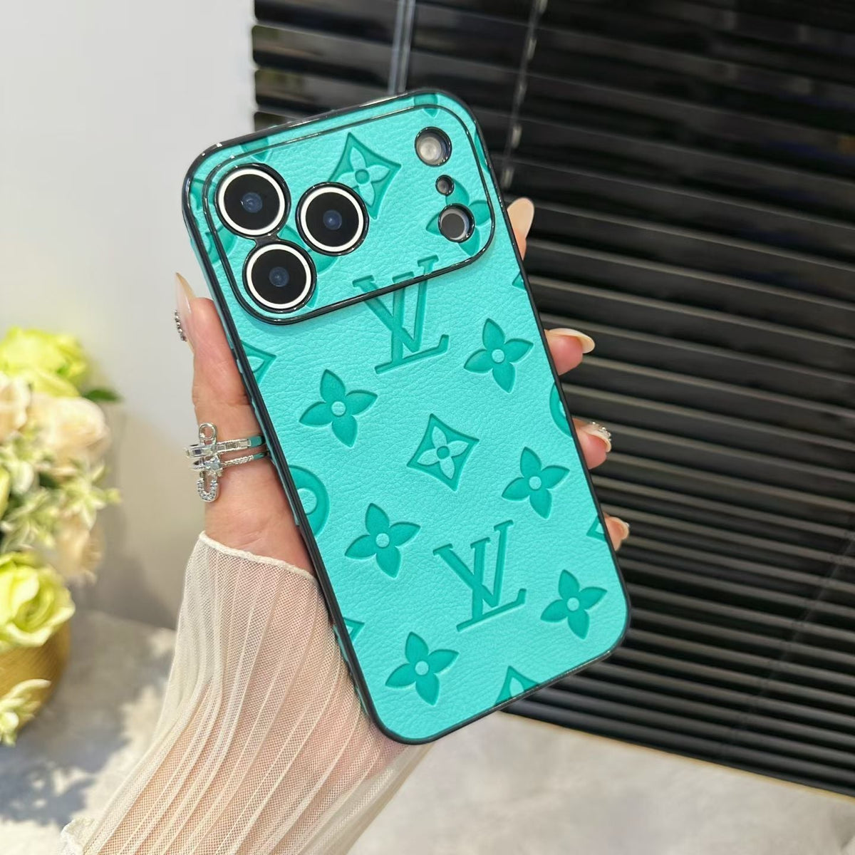 Louis Vuitton iPhone 18 Pro Case – Luxury LV iPhone Case