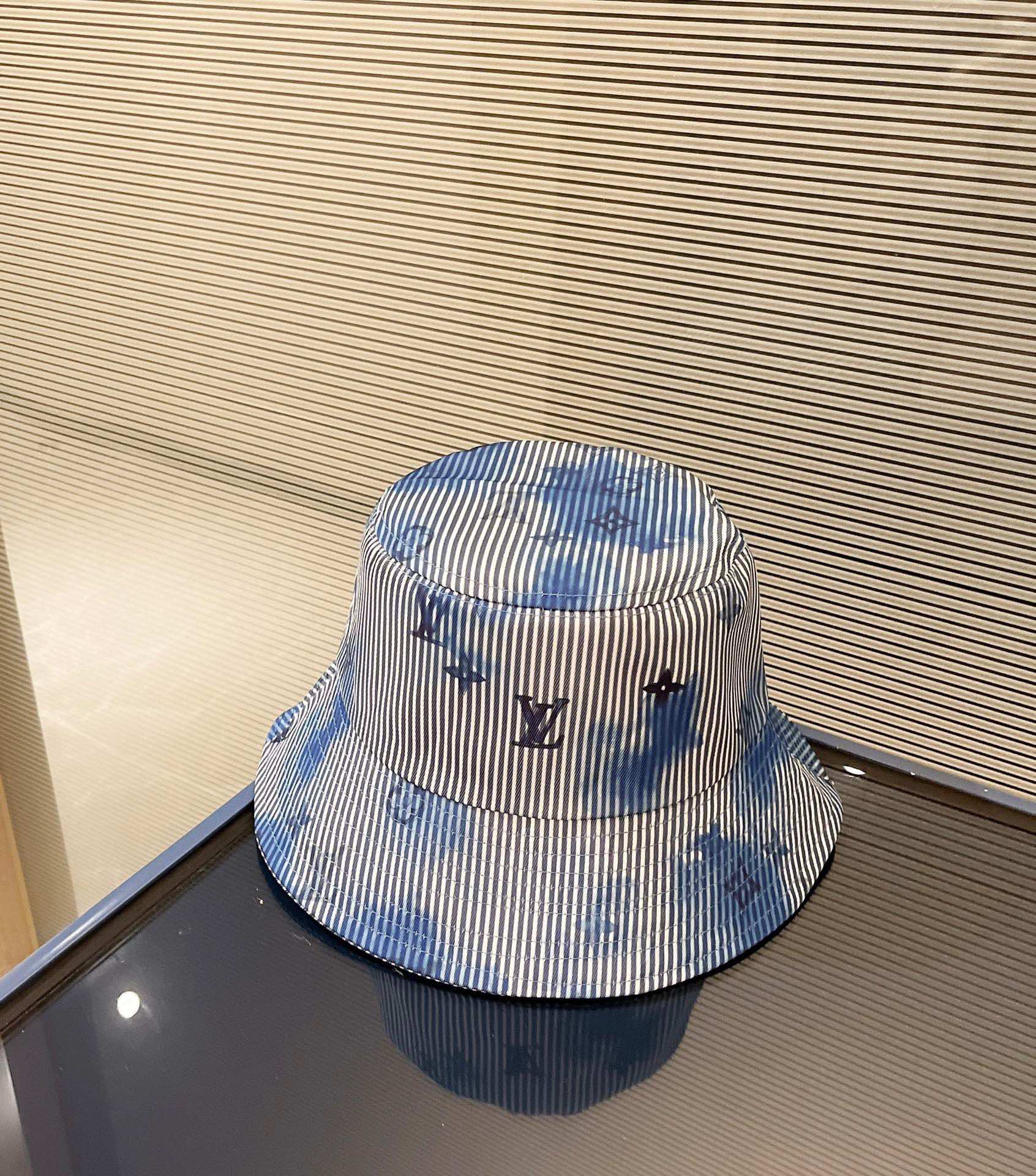 Louis Vuitton Camouflage Graffiti Bucket Hat