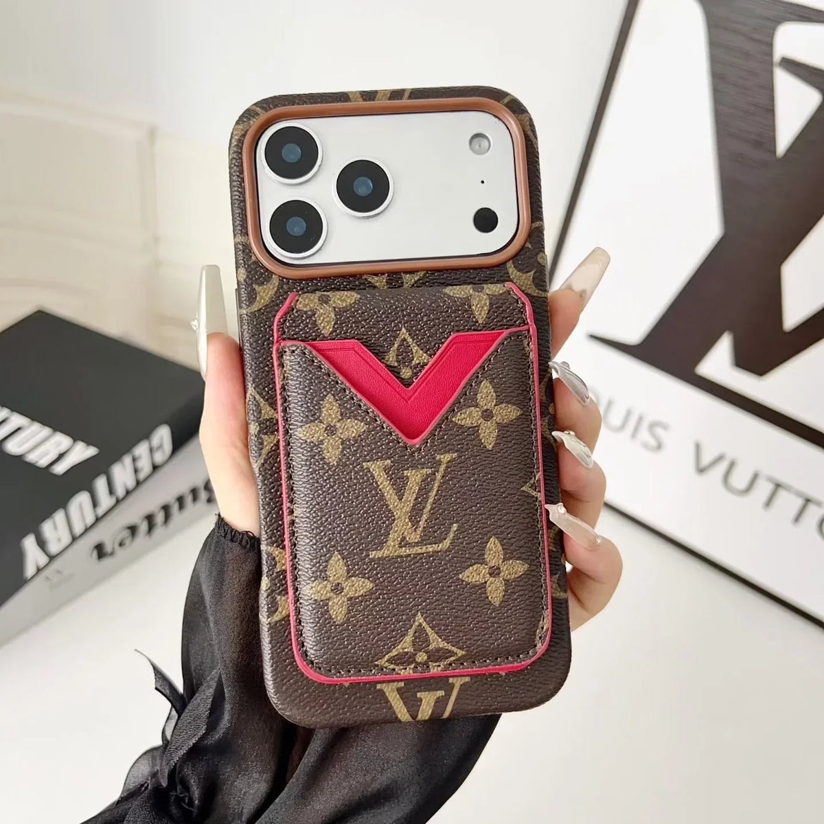 Gucci iPhone 18 Pro Case with Cardholder – Beige GG Monogram Leather