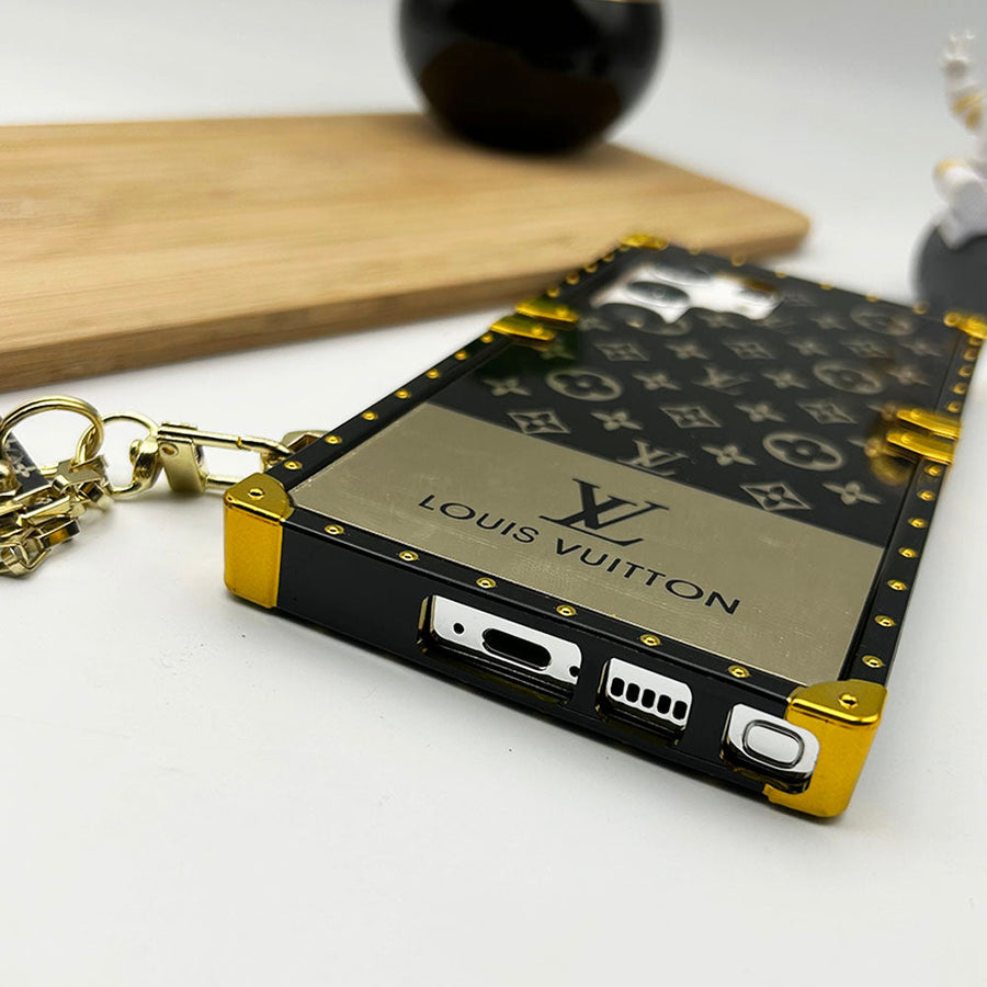 Louis Vuitton Trunk Chain Samsung Galaxy S26 Case – Luxury Designer Cover