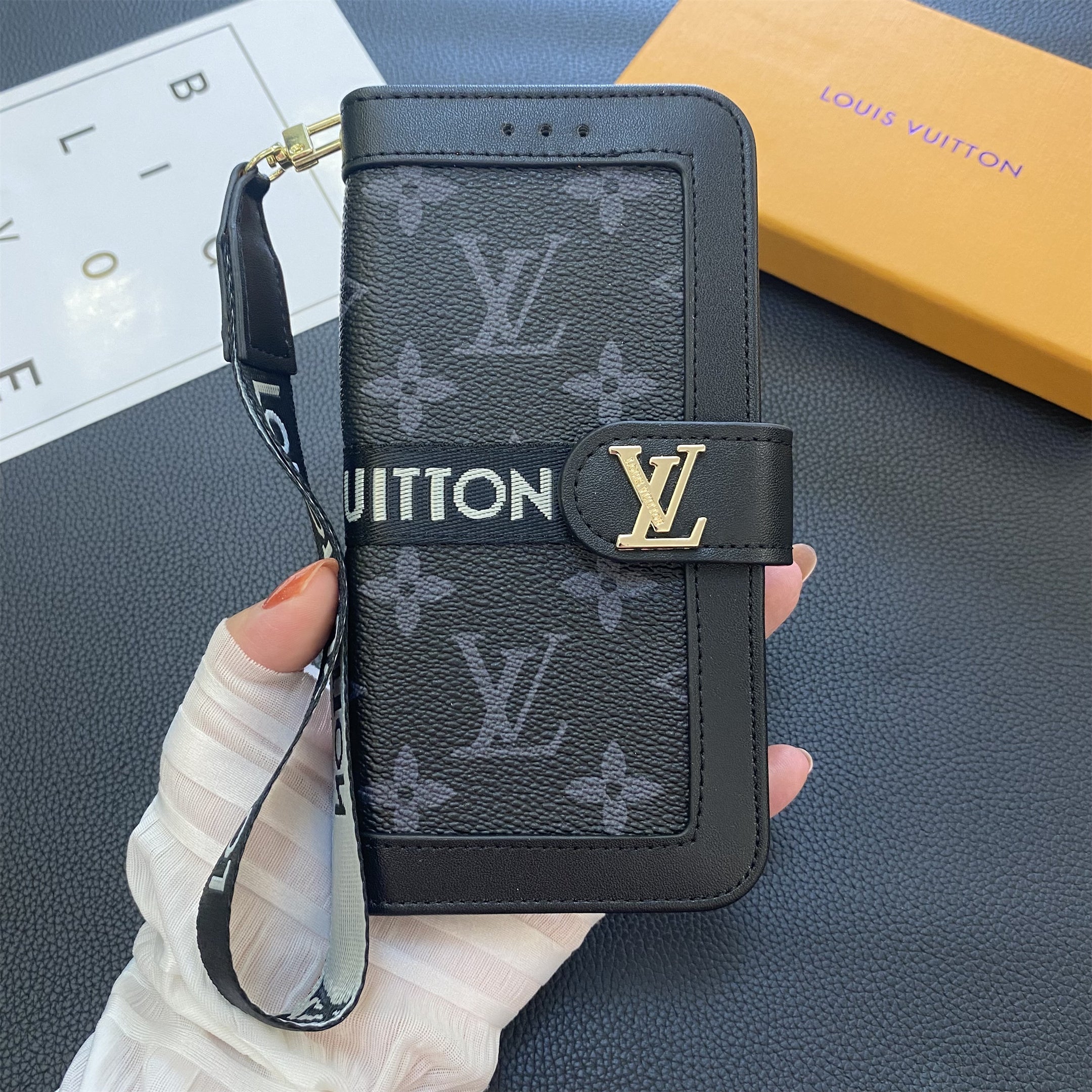 Louis Vuitton Samsung Galaxy S26 Ultra Case Monogram Leather Wallet Card Holder