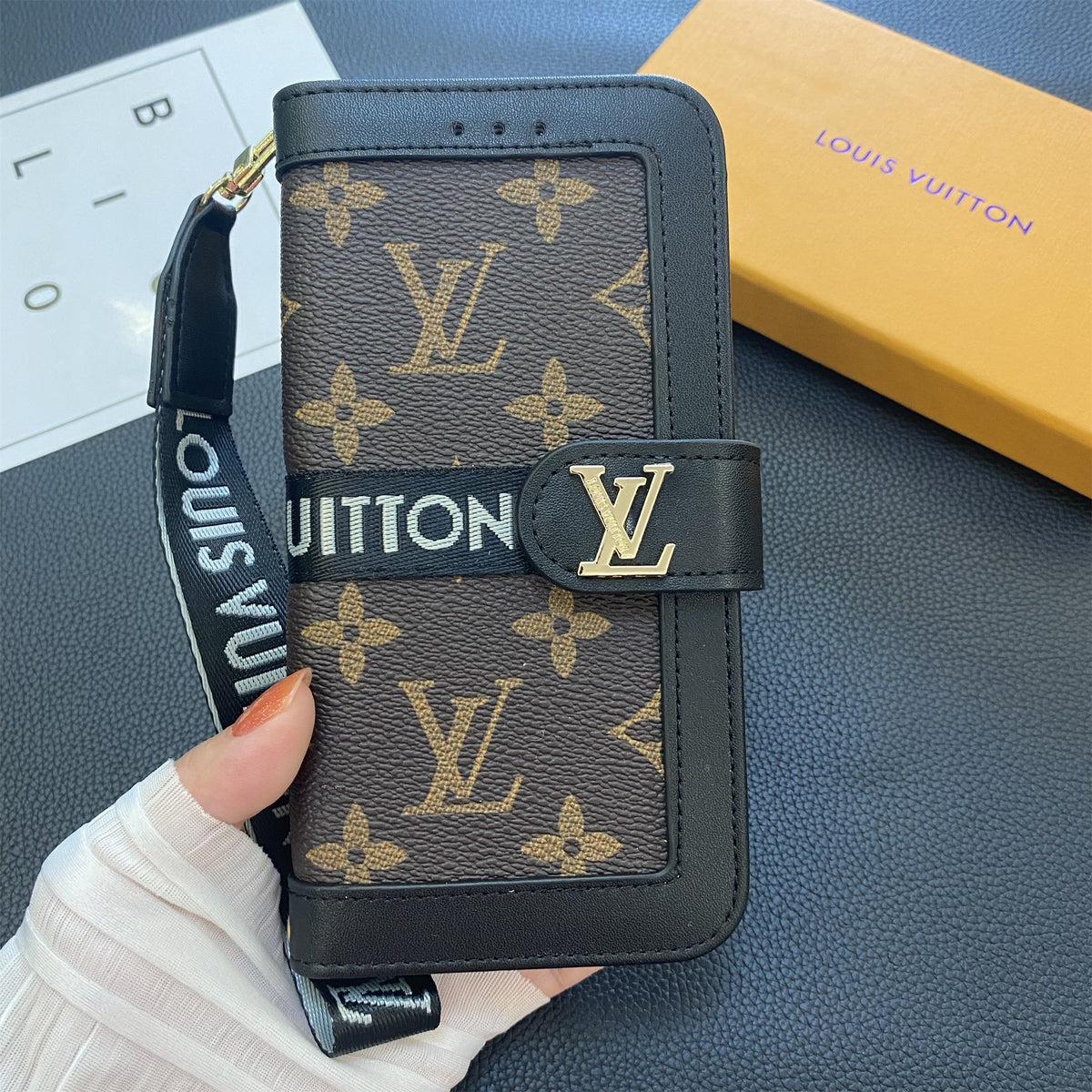 Louis Vuitton Samsung Galaxy S26 Ultra Case Monogram Leather Wallet Card Holder