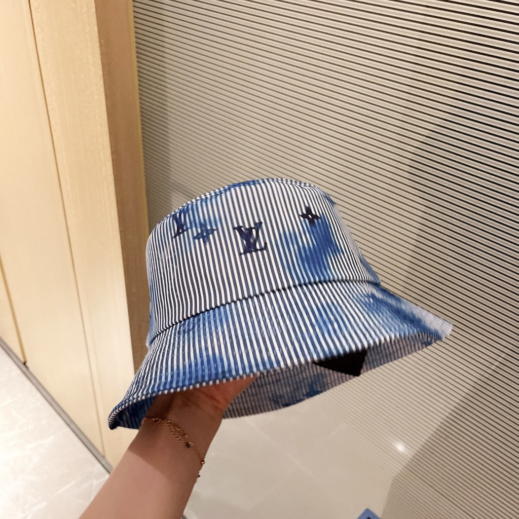 Louis Vuitton Camouflage Graffiti Bucket Hat