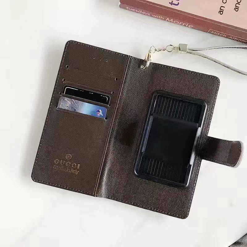 Luxury Gucci GG Samsung Phone Bag Case with Card Holder – Samsung S26 Ultra
