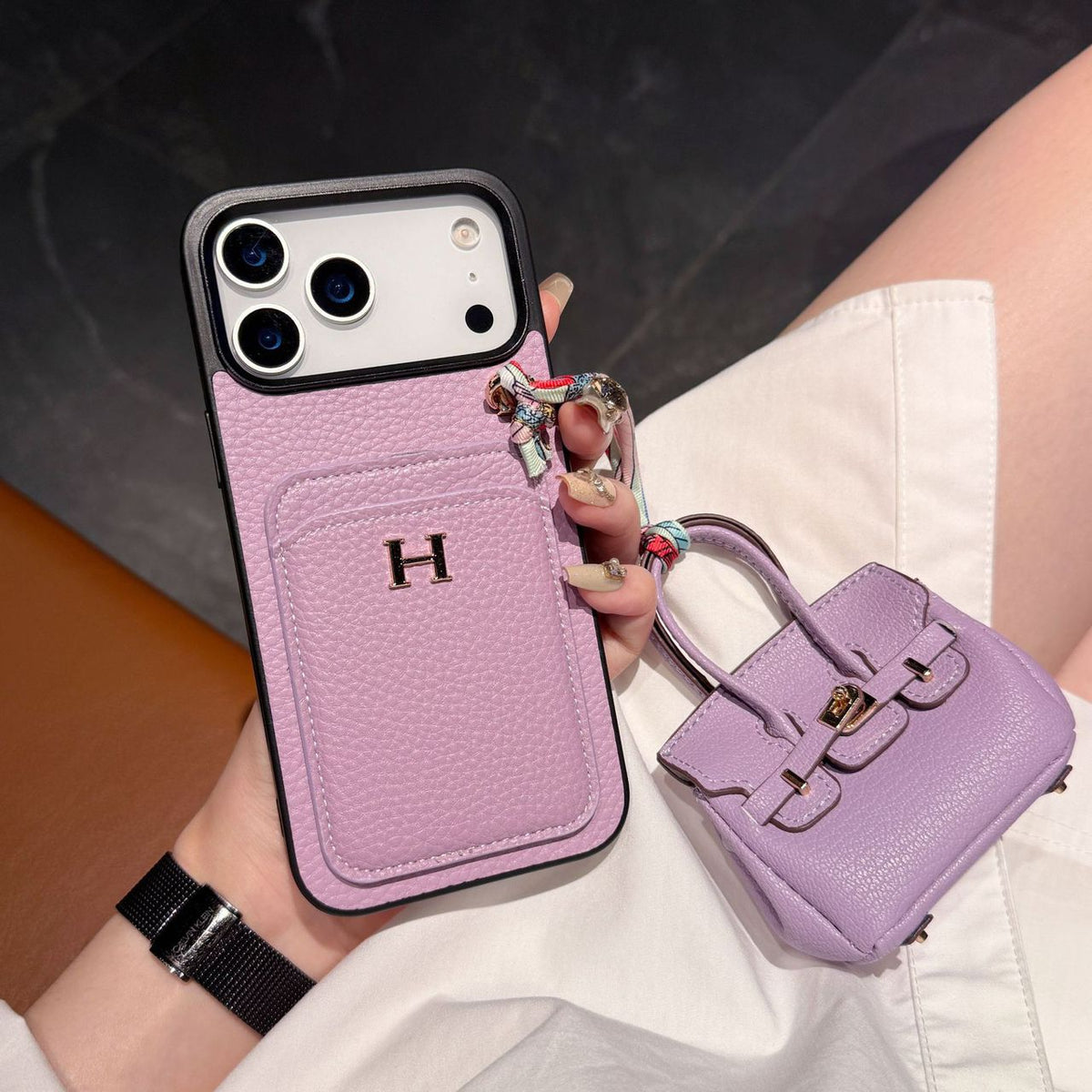 Hermes iPhone 17 Pro Max Case with AirPods Cover – Luxury Leather Designer Set White