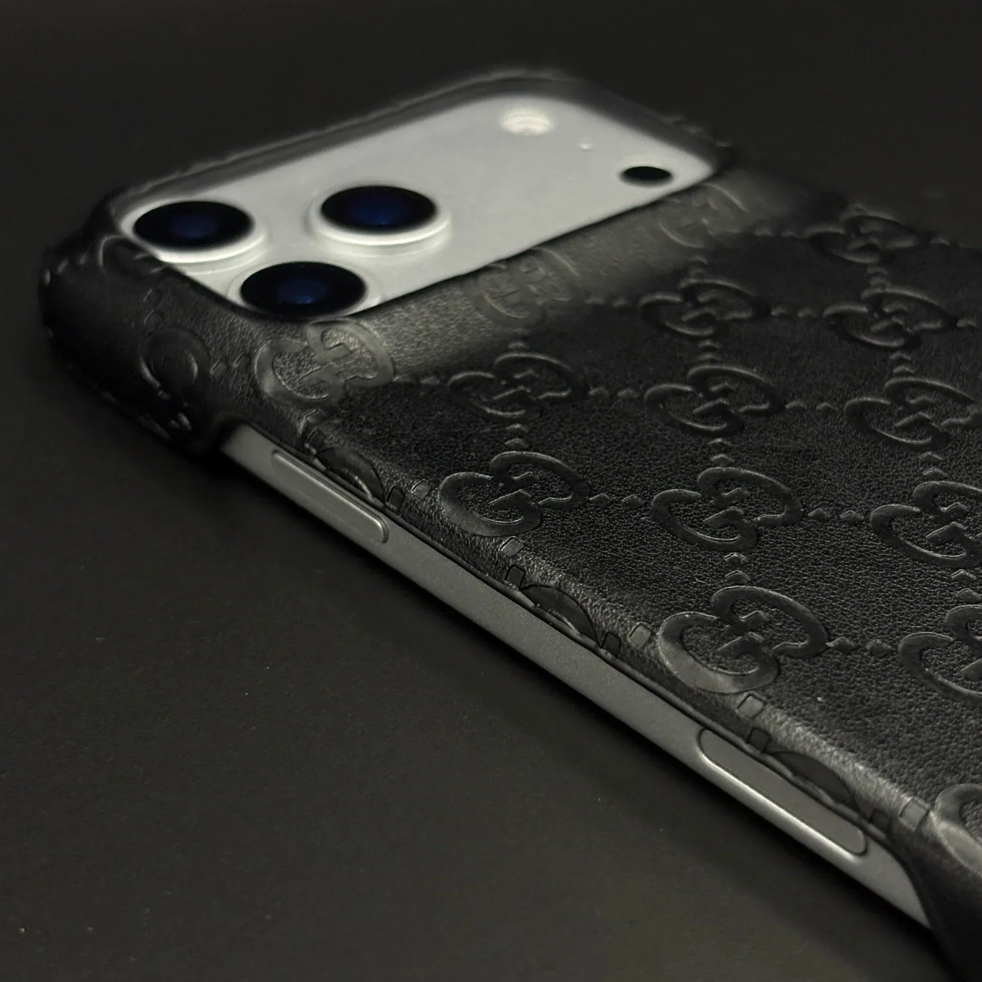 Luxury Gucci iPhone 18 Pro Case | GG Monogram Leather White