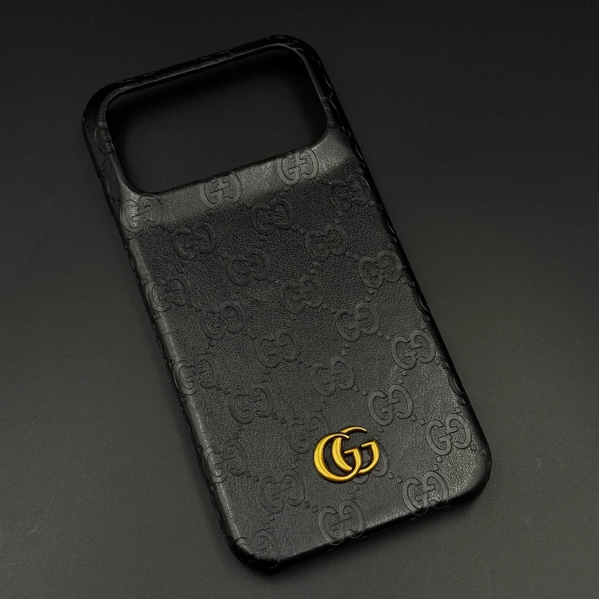 Luxury Gucci iPhone 18 Pro Case | GG Monogram Leather