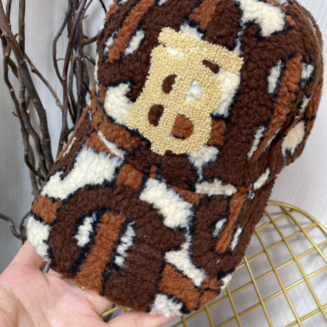 Burberry Check Lamb Wool Baseball Cap | Luxury Designer Winter Cap