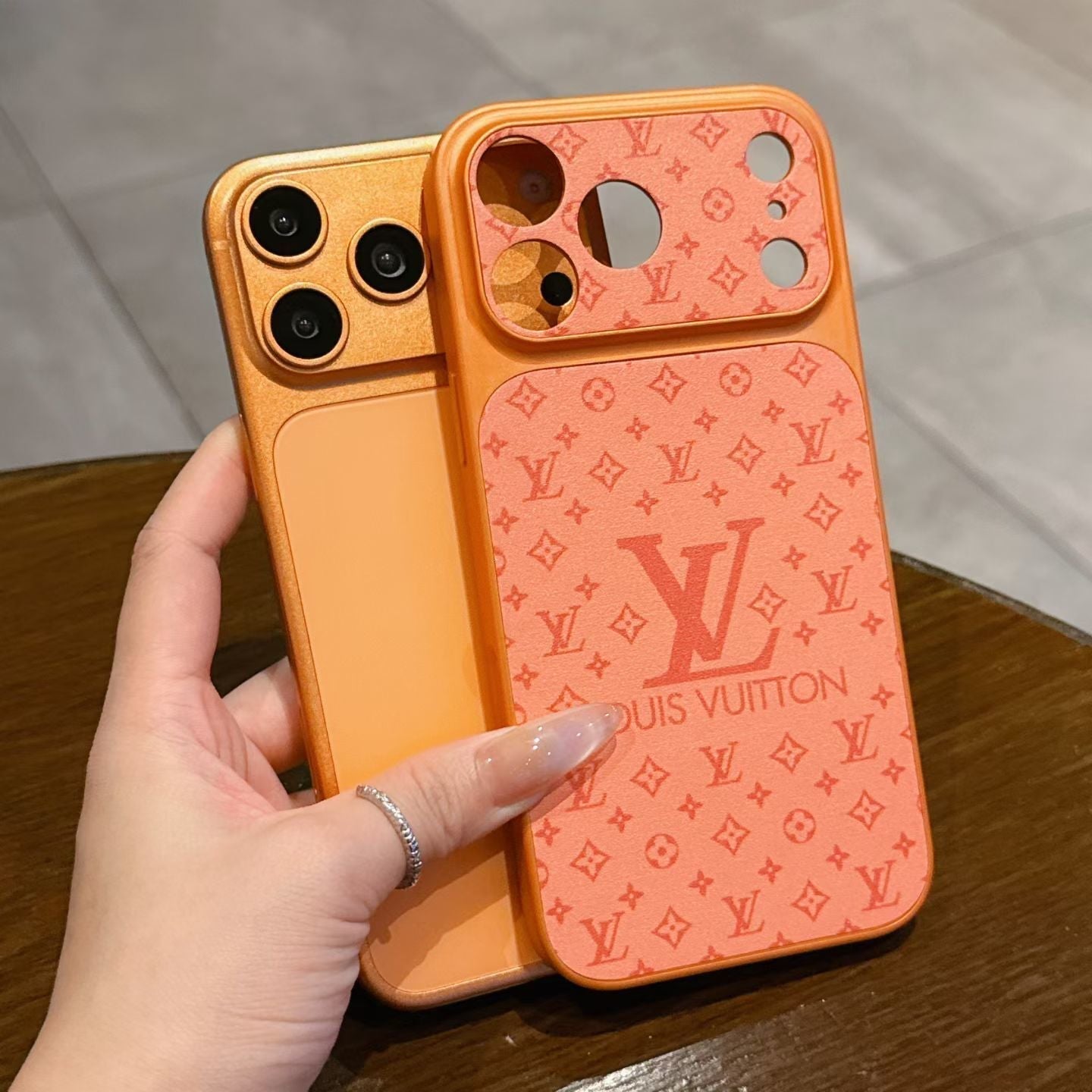 Louis Vuitton Monogram iPhone 18 Pro Case – Luxury Designer Cover