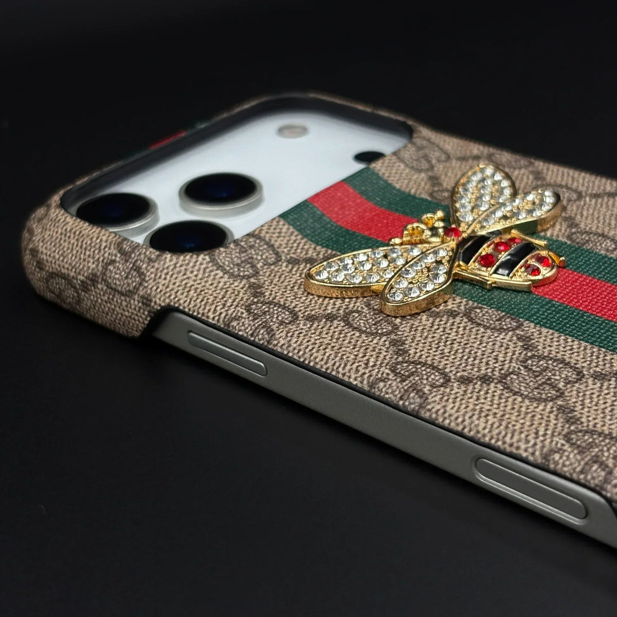 Gucci Ophidia iPhone 18 Pro Case with Web Stripe & Bee – Luxury GG Supreme Phone Case