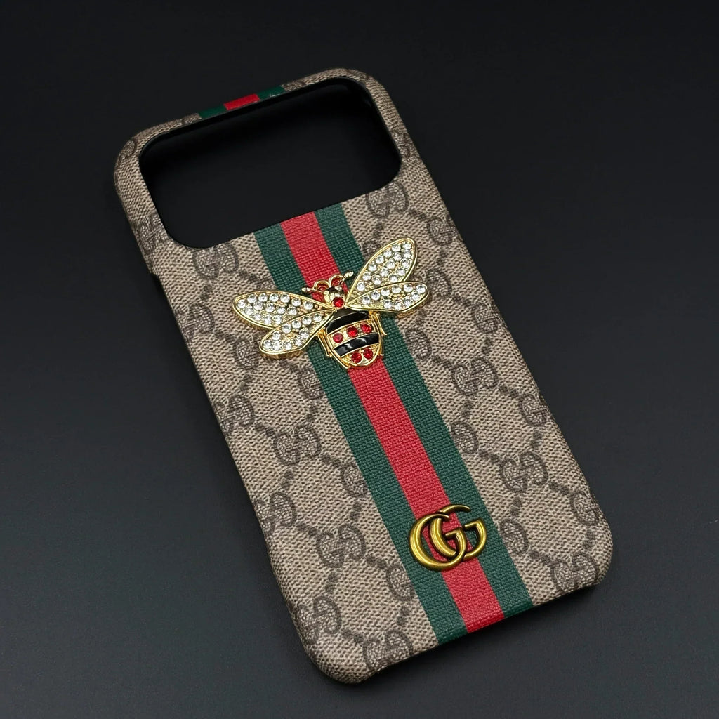 Gucci Ophidia iPhone 18 Pro Case with Web Stripe & Bee – Luxury GG Supreme Phone Case