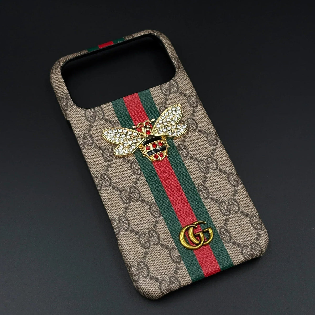 Gucci Ophidia iPhone 18 Pro Case with Web Stripe & Bee – Luxury GG Supreme Phone Case - Serene