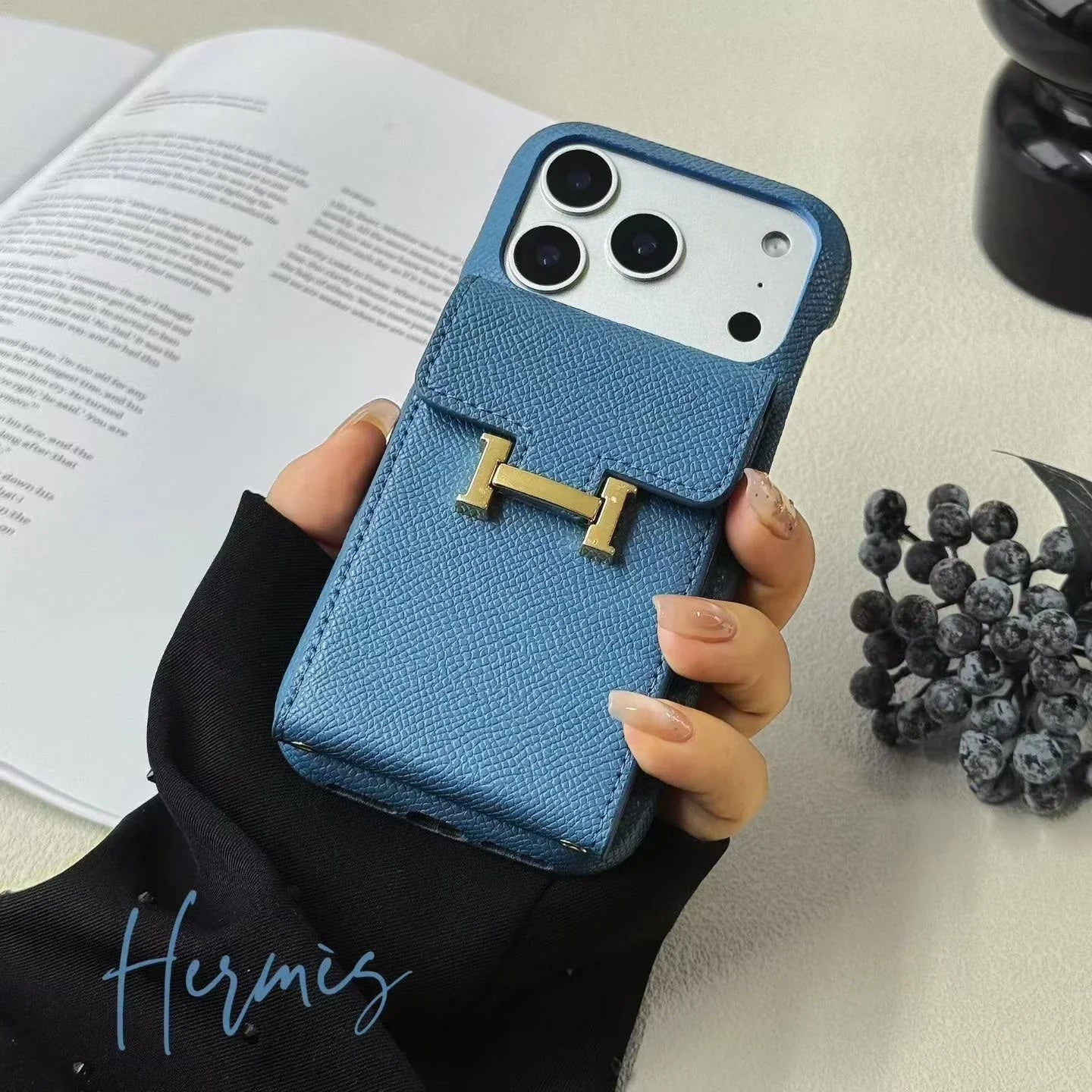 Hermès iPhone 17 Pro Max Case – Leather Hermes Phone Case With Card Holder