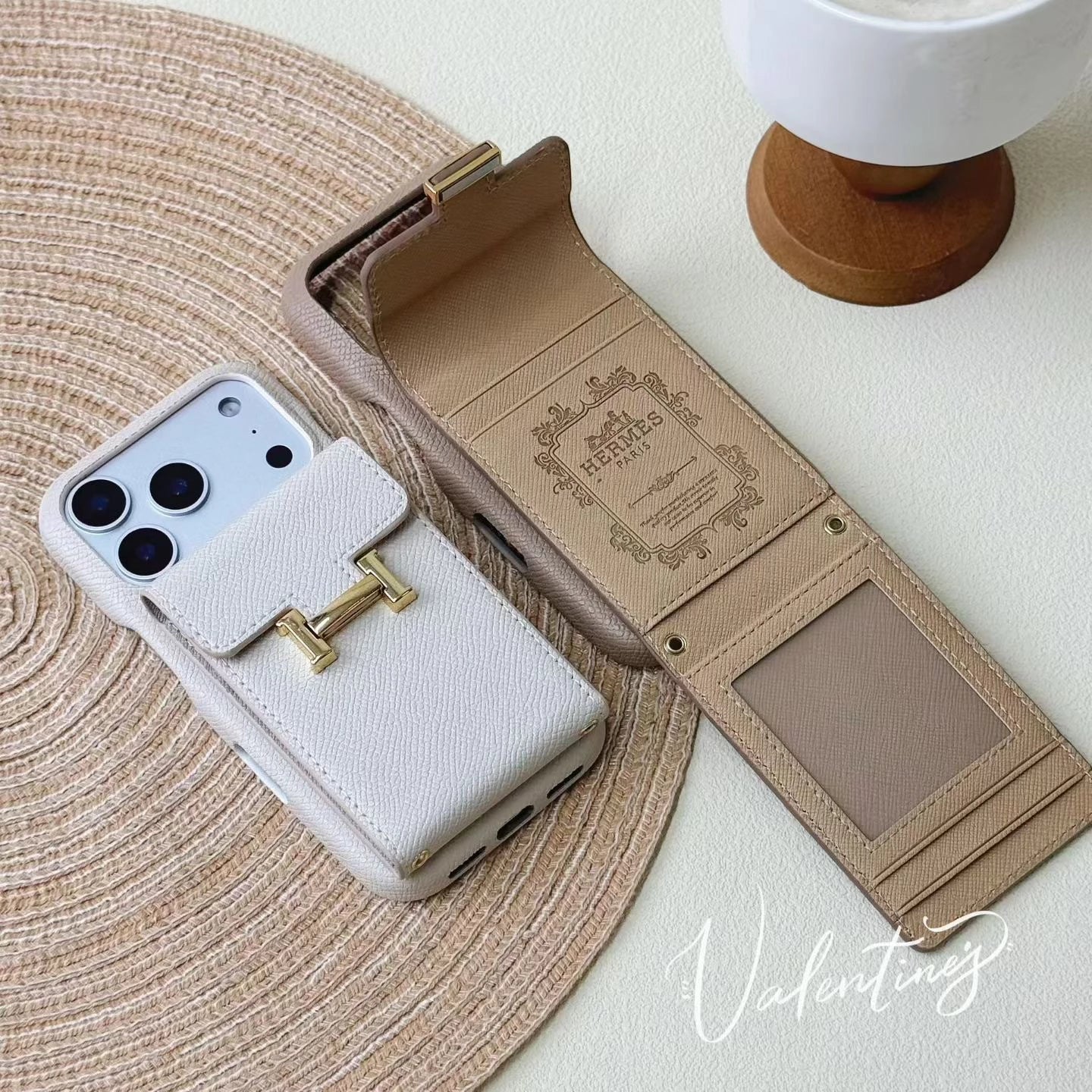 Hermès iPhone 17 Pro Max Case – Leather Hermes Phone Case With Card Holder