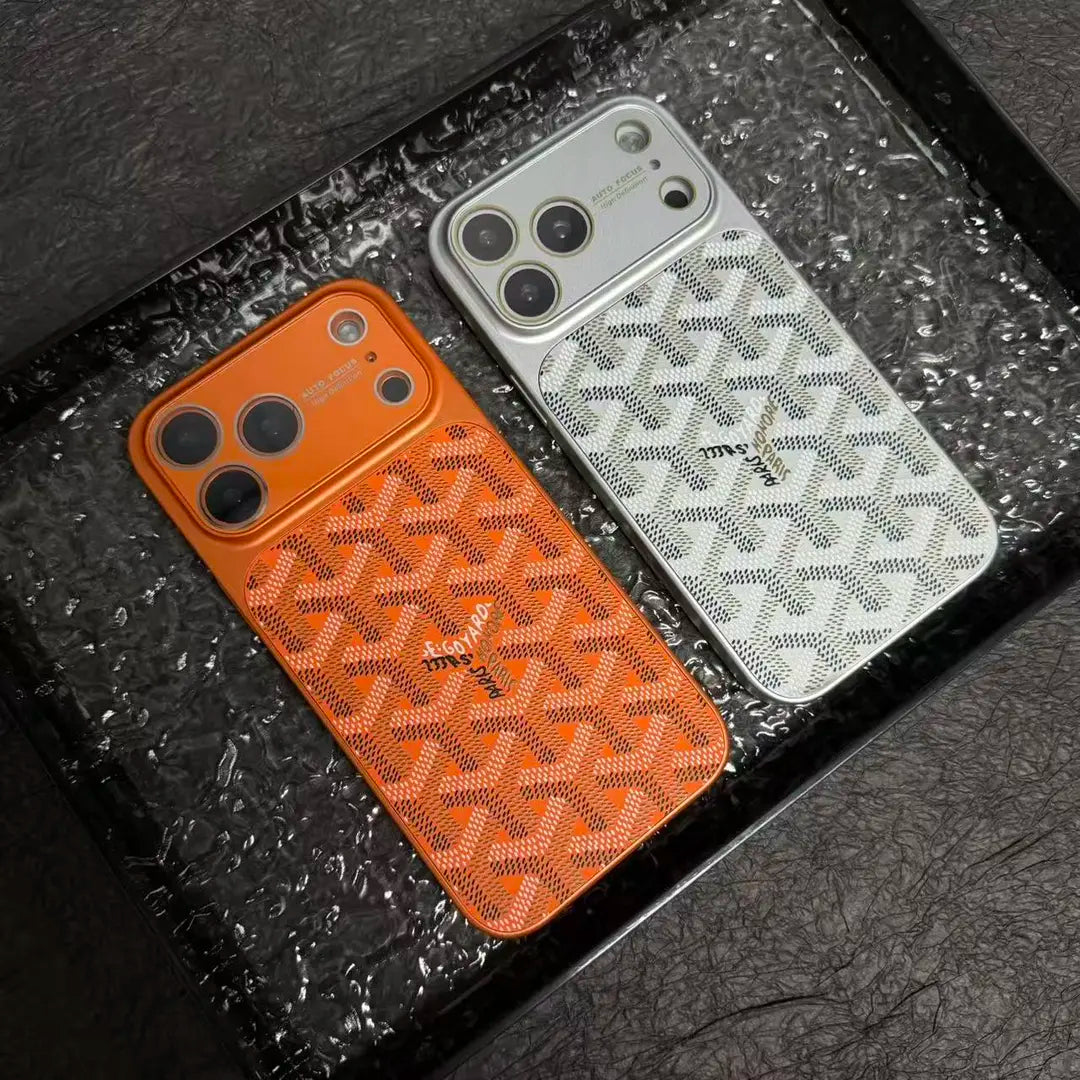 Goyard iPhone 18 Pro Leather Case – Vintage Monogram Luxury Cover Silver