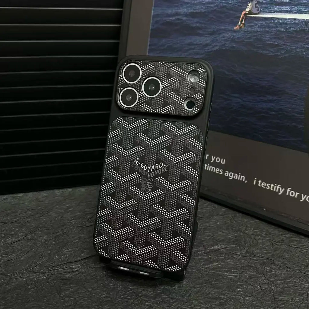 Goyard iPhone 18 Pro Leather Case – Vintage Monogram Luxury Cover Silver