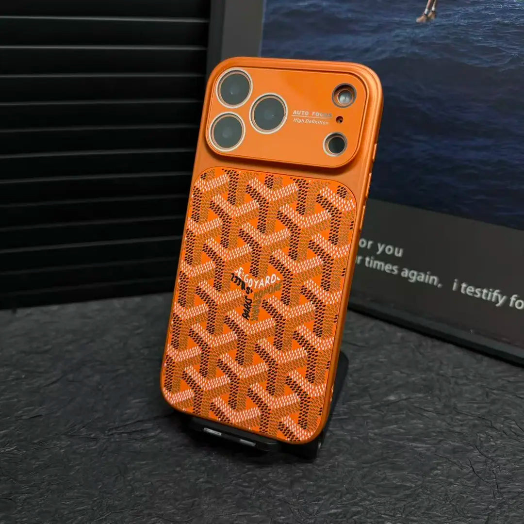 Goyard iPhone 18 Pro Leather Case – Vintage Monogram Luxury Cover Silver