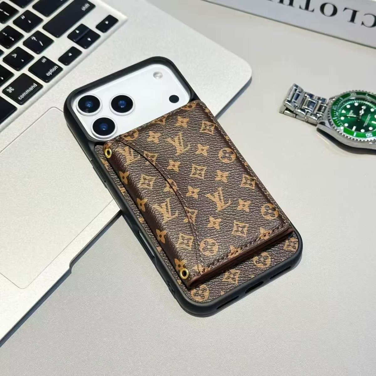 Louis Vuitton iPhone 18 Pro Case – Luxury LV iPhone Case