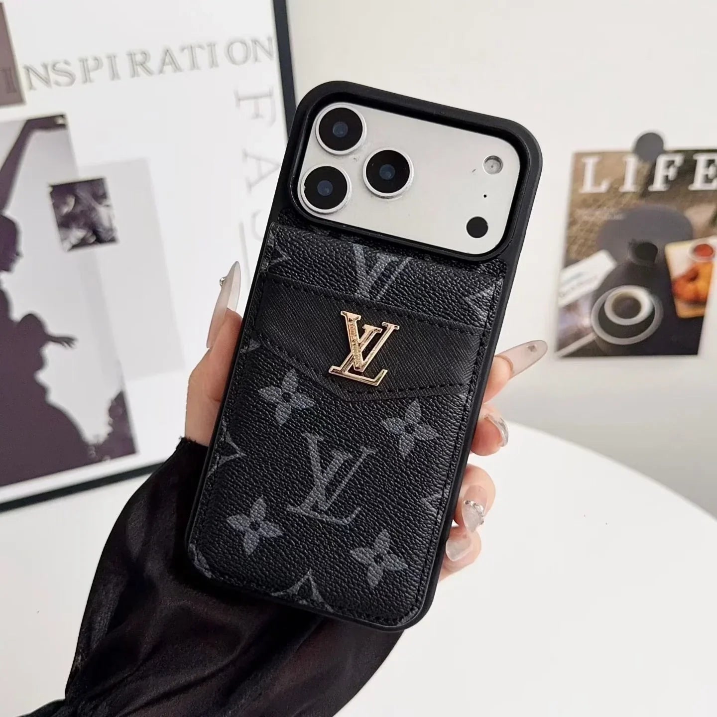 Gucci iPhone 18 Pro Case with Card Holder – Classic Monogram Leather