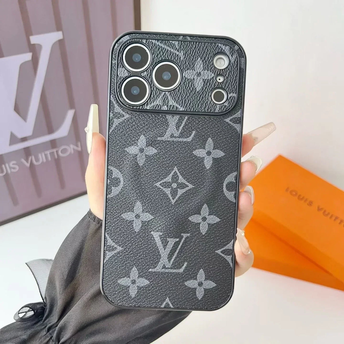 Louis Vuitton iPhone 18 Pro Max Case MagSafe – Classic Monogram Leather Brown