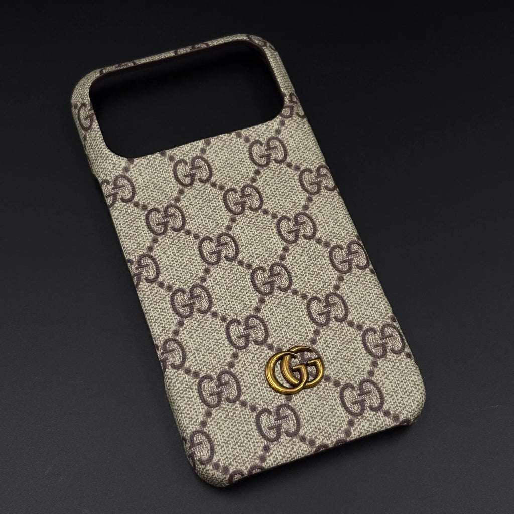 Ophidia Gucci iPhone 18 Pro Case – Beige GG Canvas Pattern